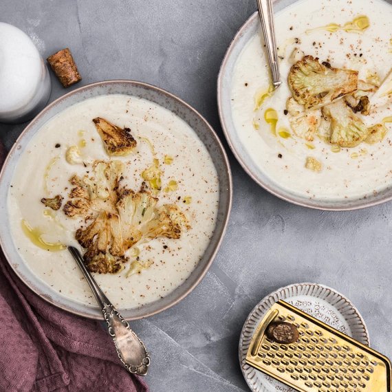 Supa de conopidă cu lapte de cocos