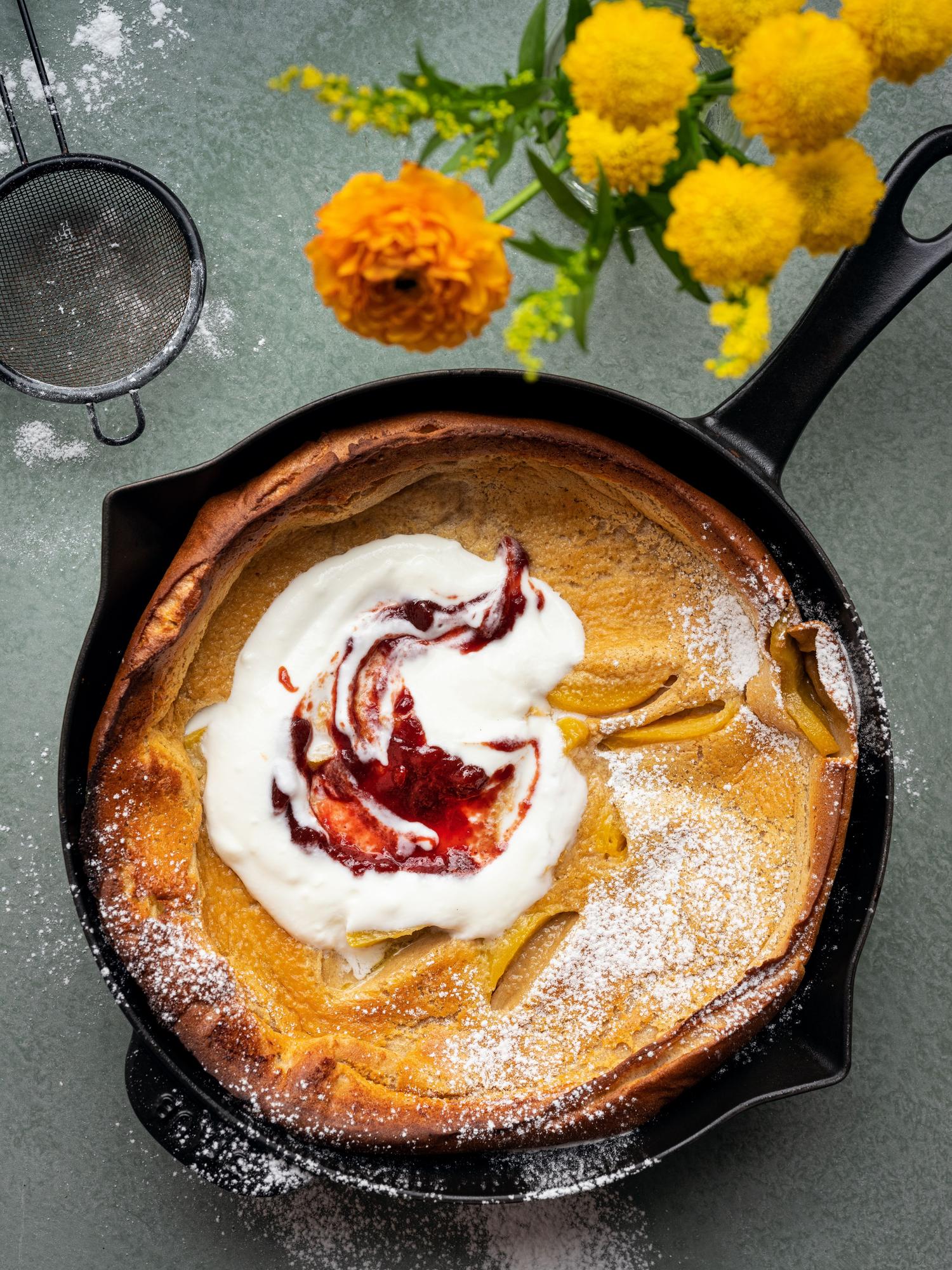 Dutch baby cu piersici