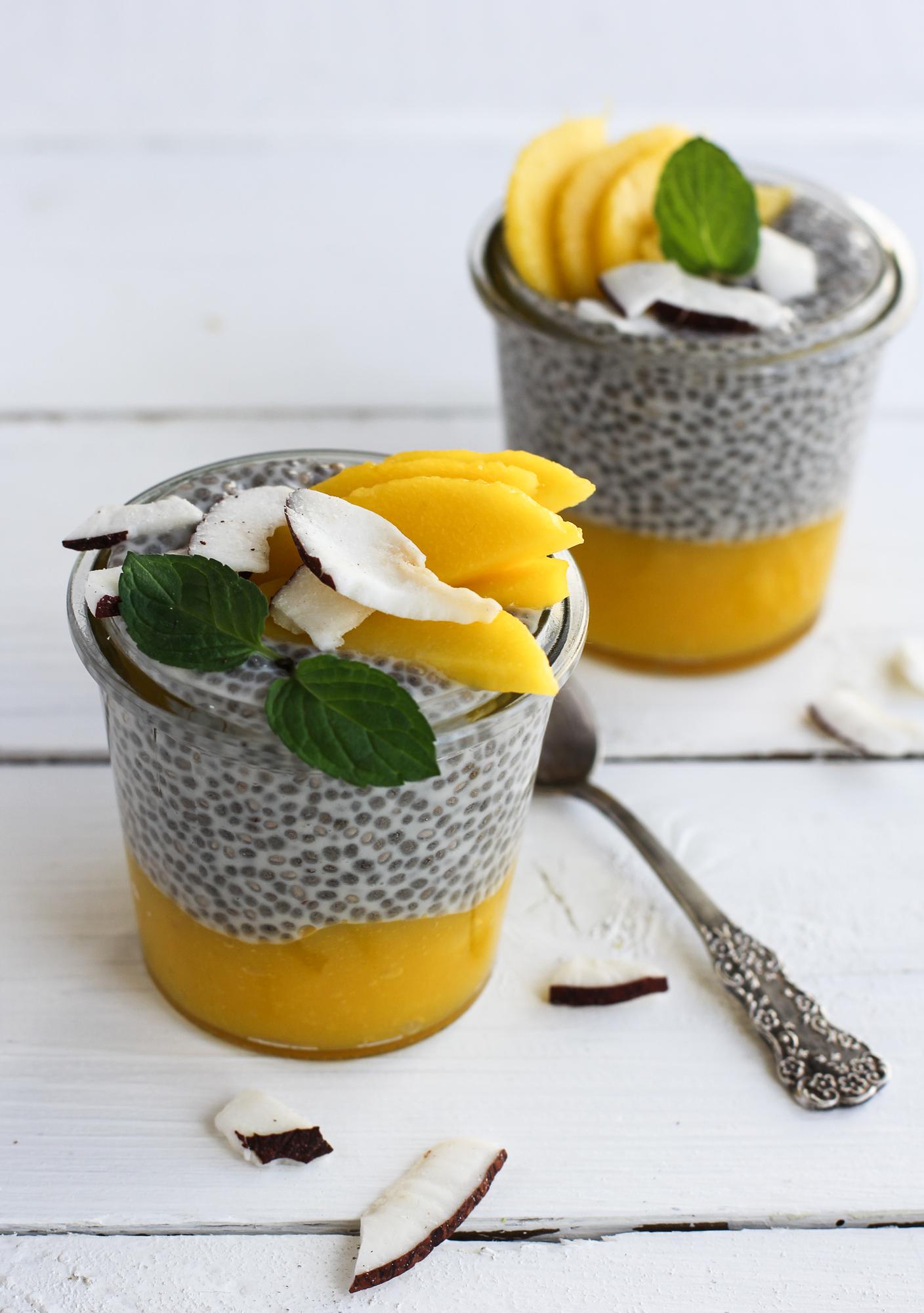 Pudding de chia cu piure de mango