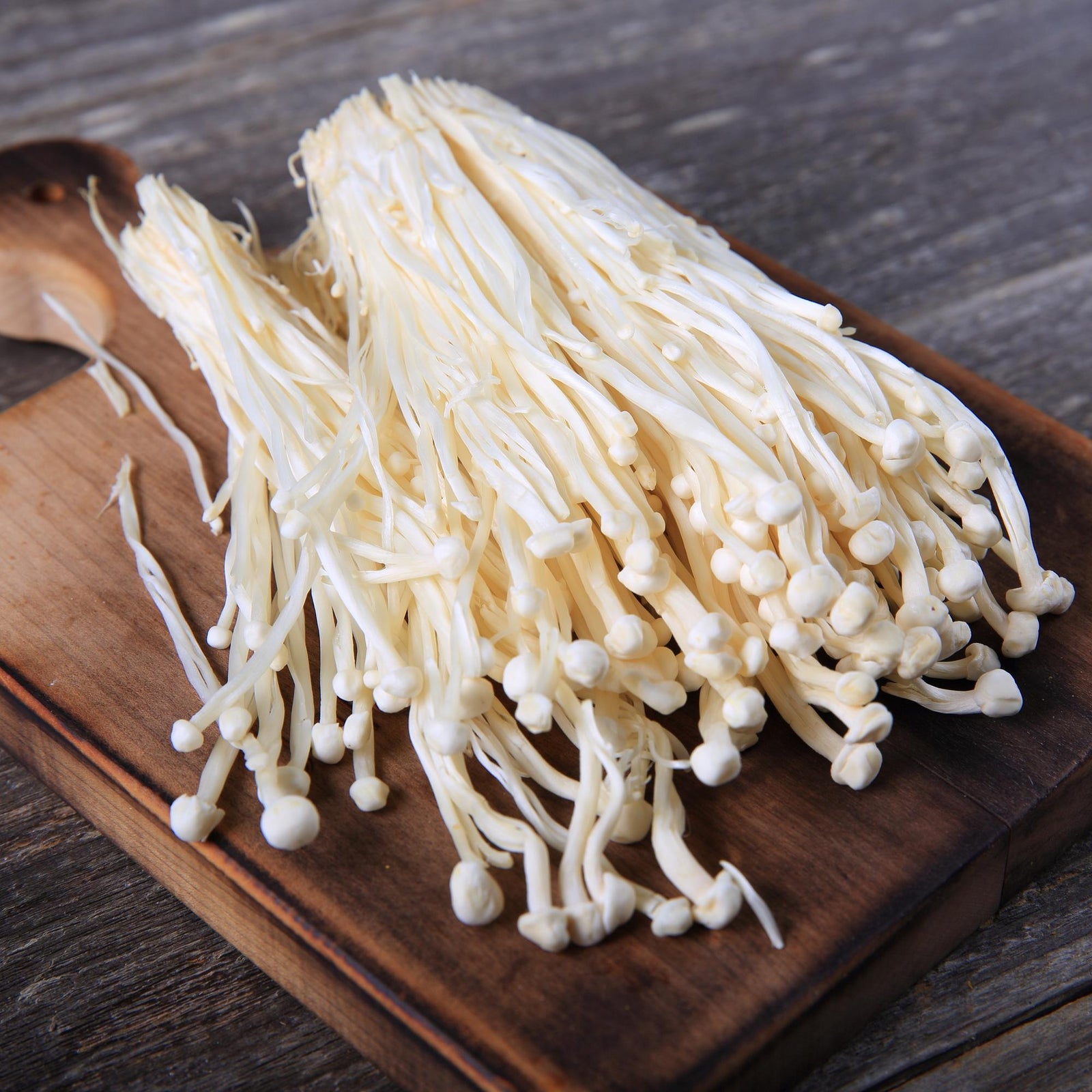 Ciuperci Enoki proaspete