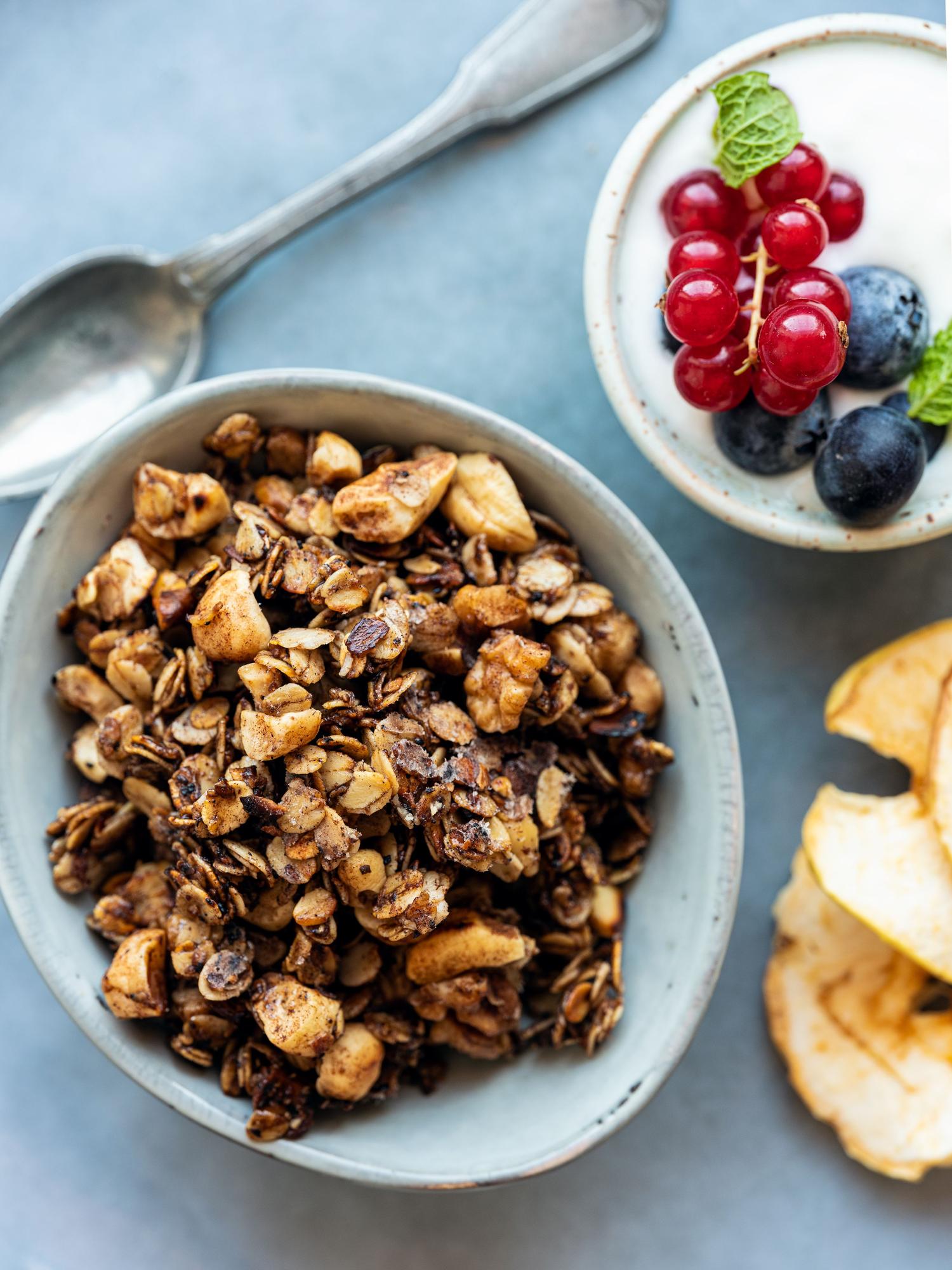 Granola de ciocolată cu merișoare