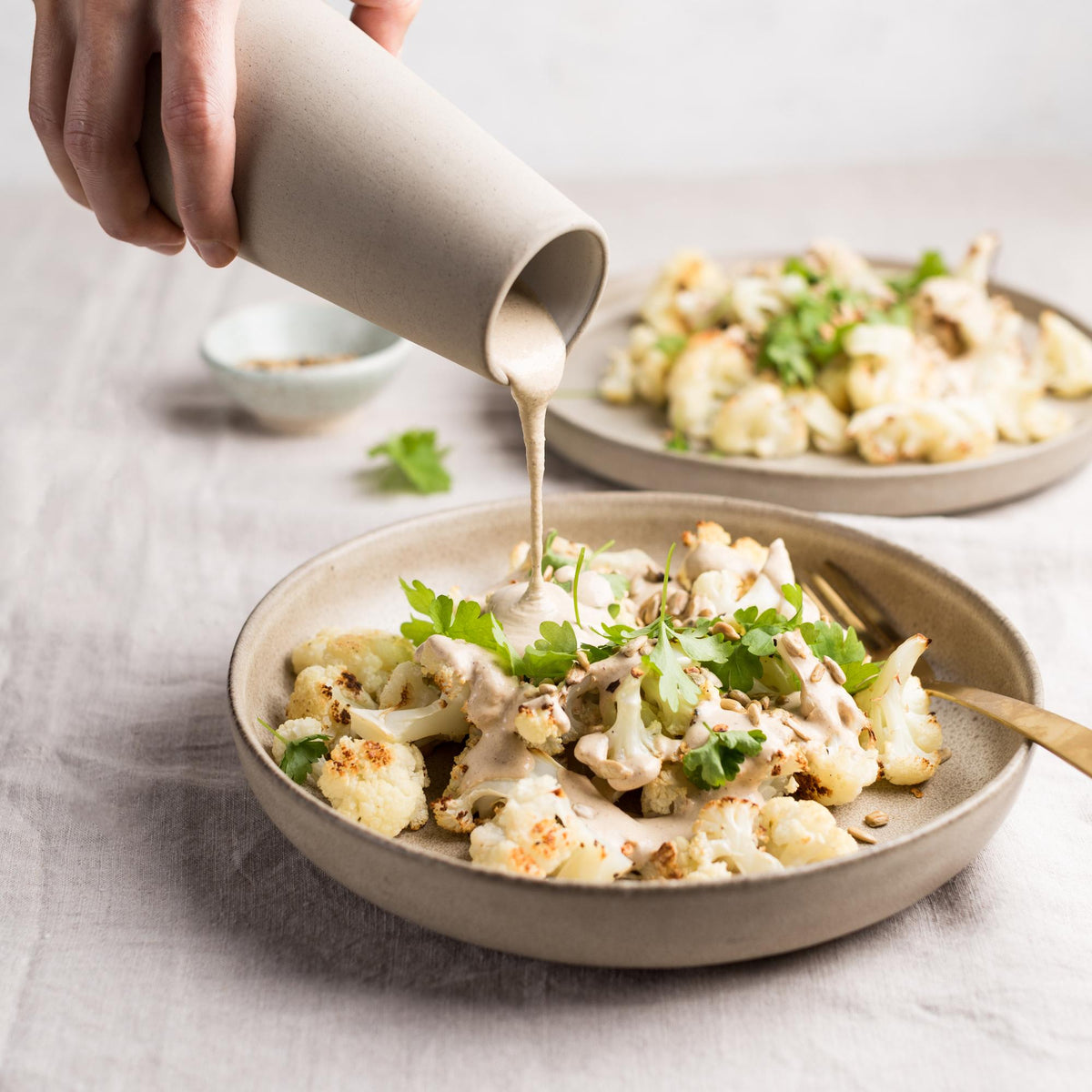 Conopidă coaptă cu sos tahini