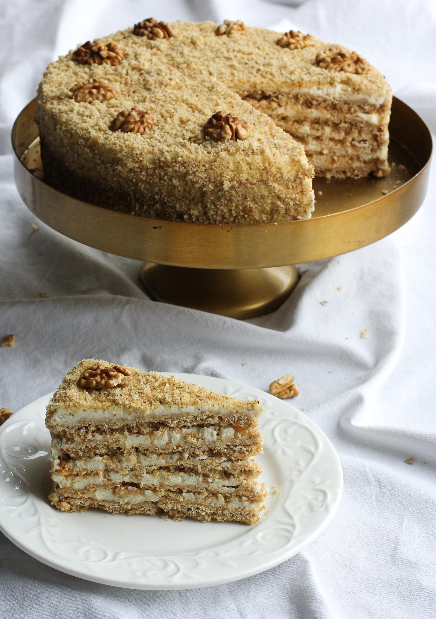 Tort de miere cu fulgi de ovăz