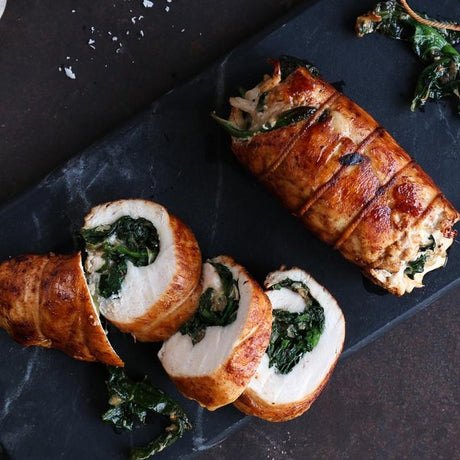 Rulouri de pui umplute cu spanac și parmezan