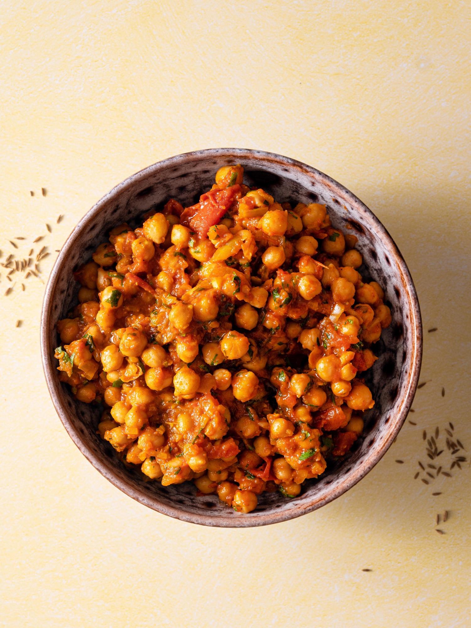 Chana masala indiană cu năut