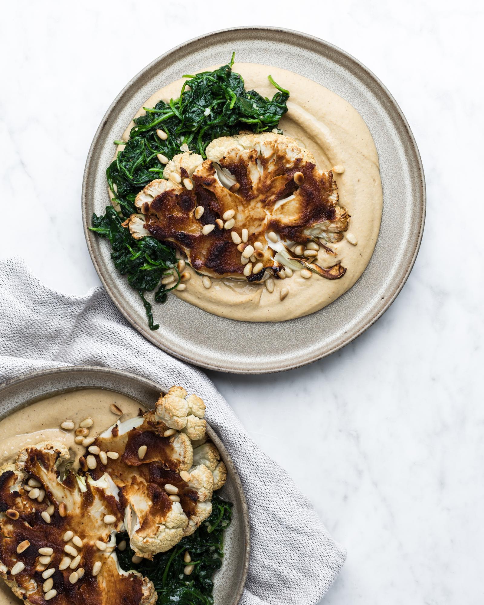 Fripturi de conopidă cu hummus