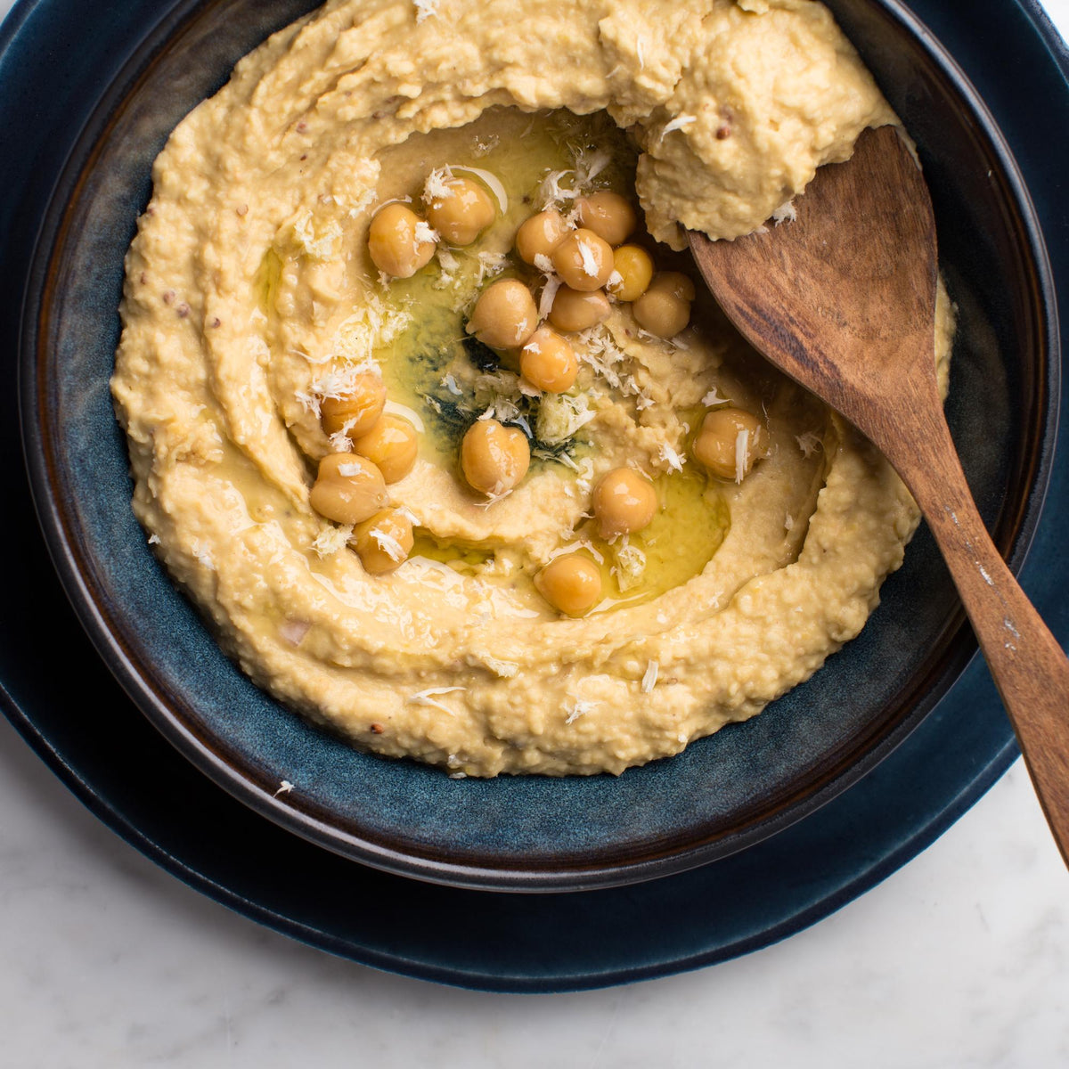 Hummus din năut cu hrean