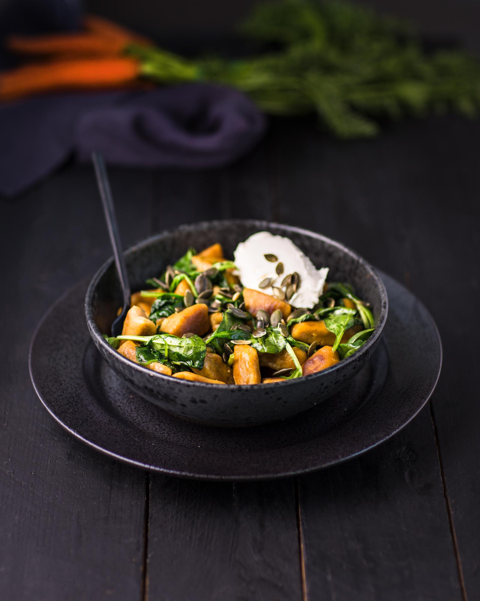 Gnocchi de morcovi cu ricotta