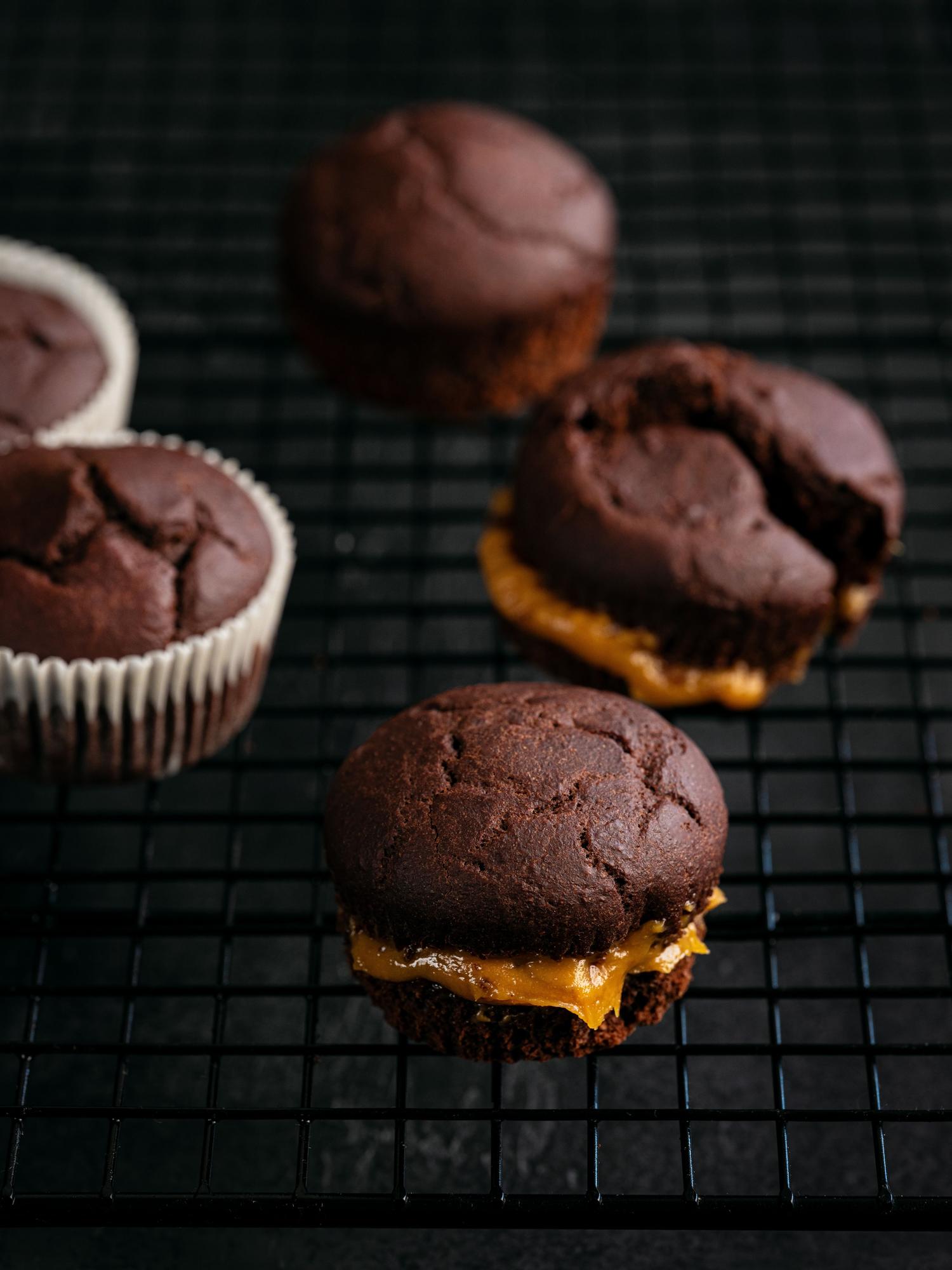 Muffins de ciocolată umplute