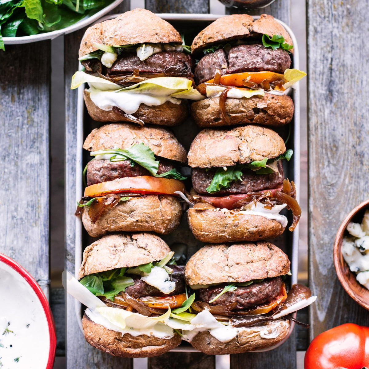 Burger de vită cu marmeladă de ceapă