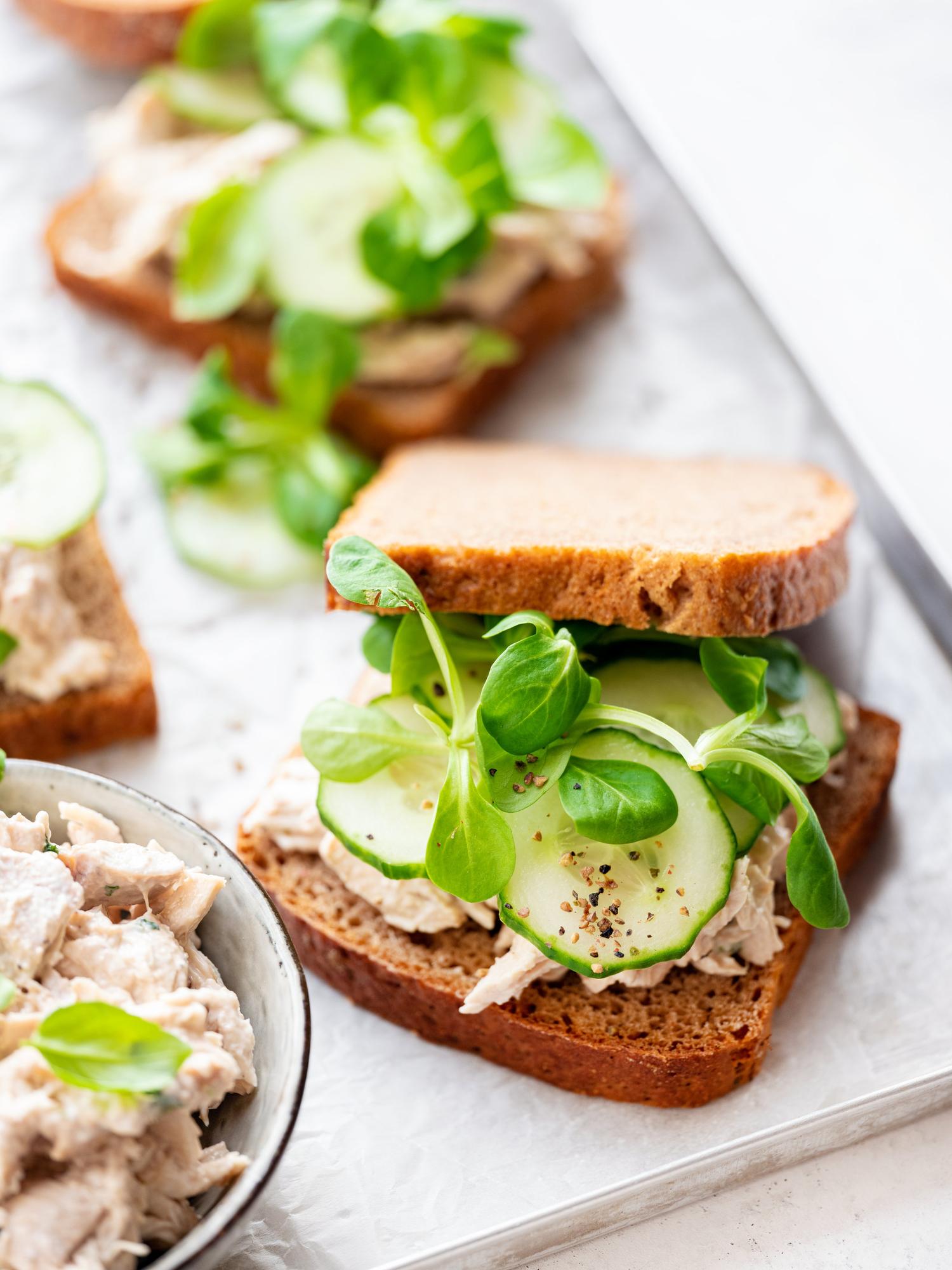 Sandwich cu carne de curcan pulled