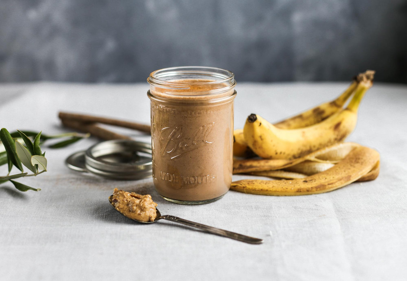 Smoothie cu unt de arahide