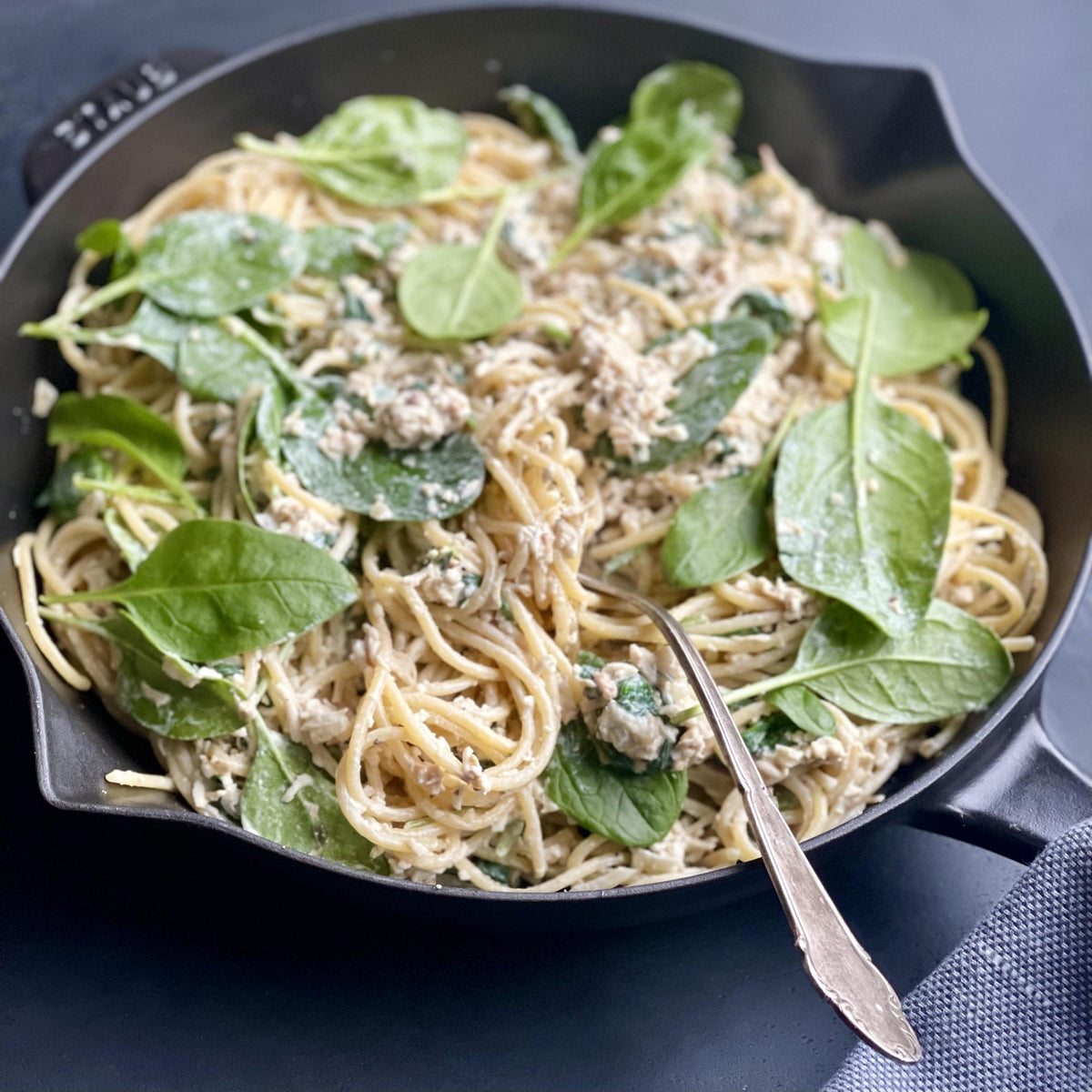 Spaghete cu sos de tofu