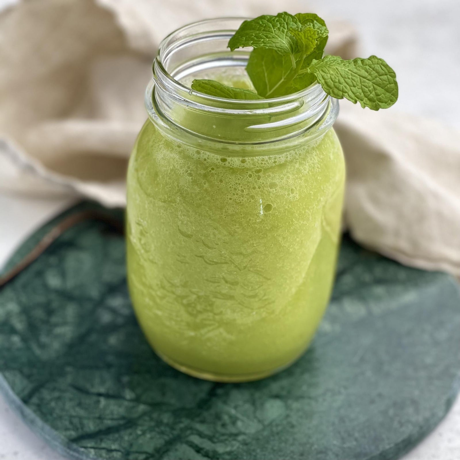 Smoothie cu țelină la tijă