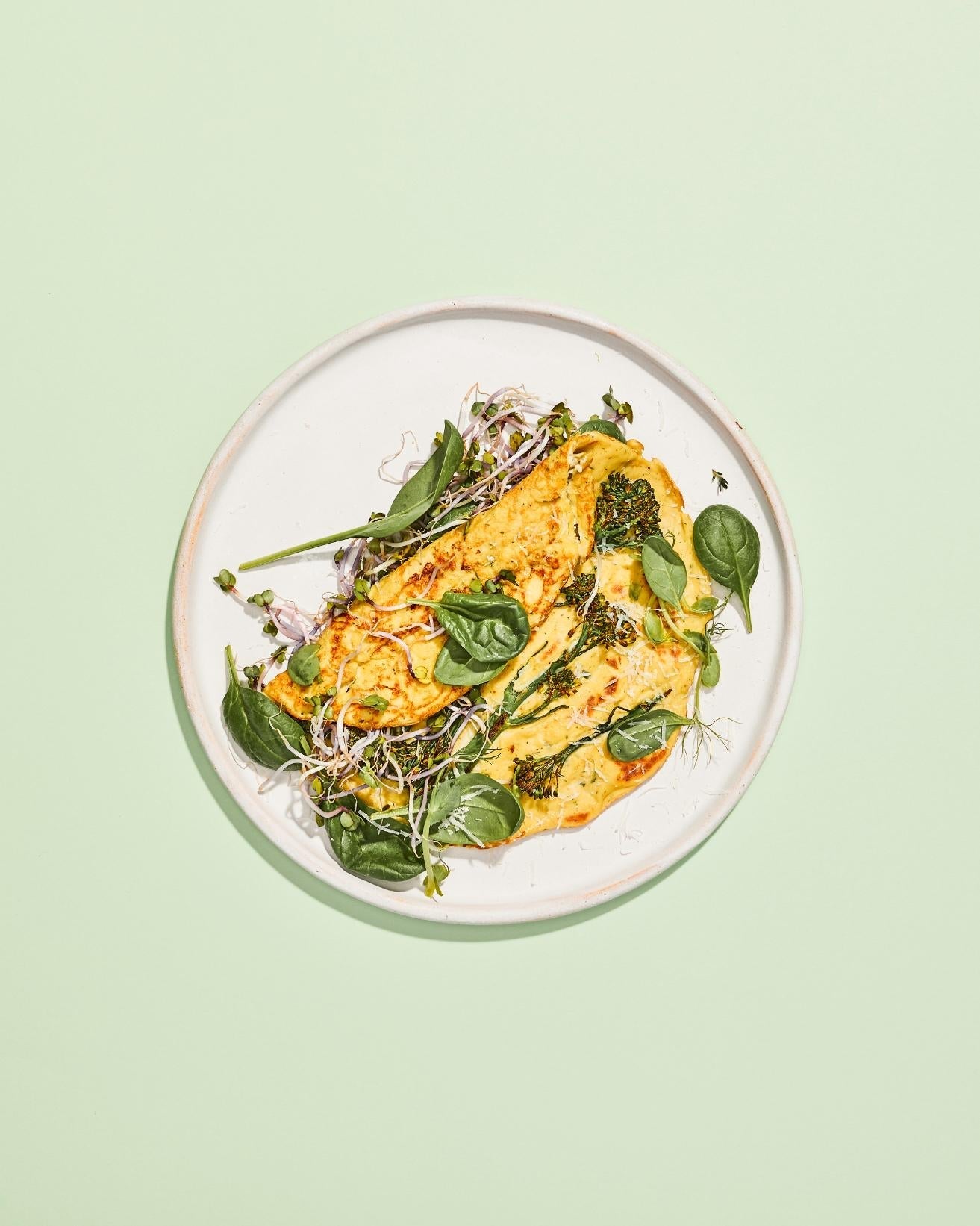 Omletă din tofu cu broccoli