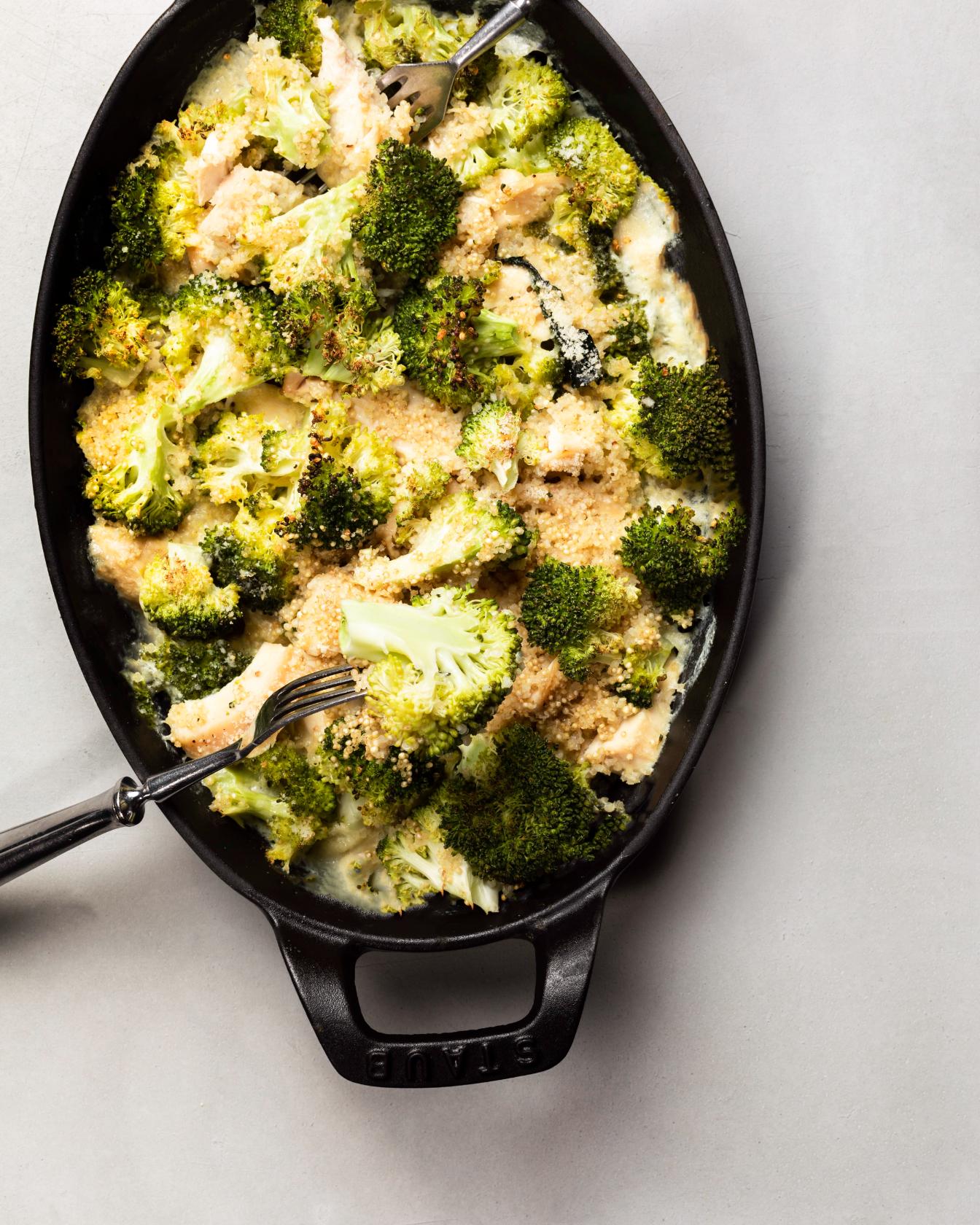 Broccoli gratinate cu quinoa